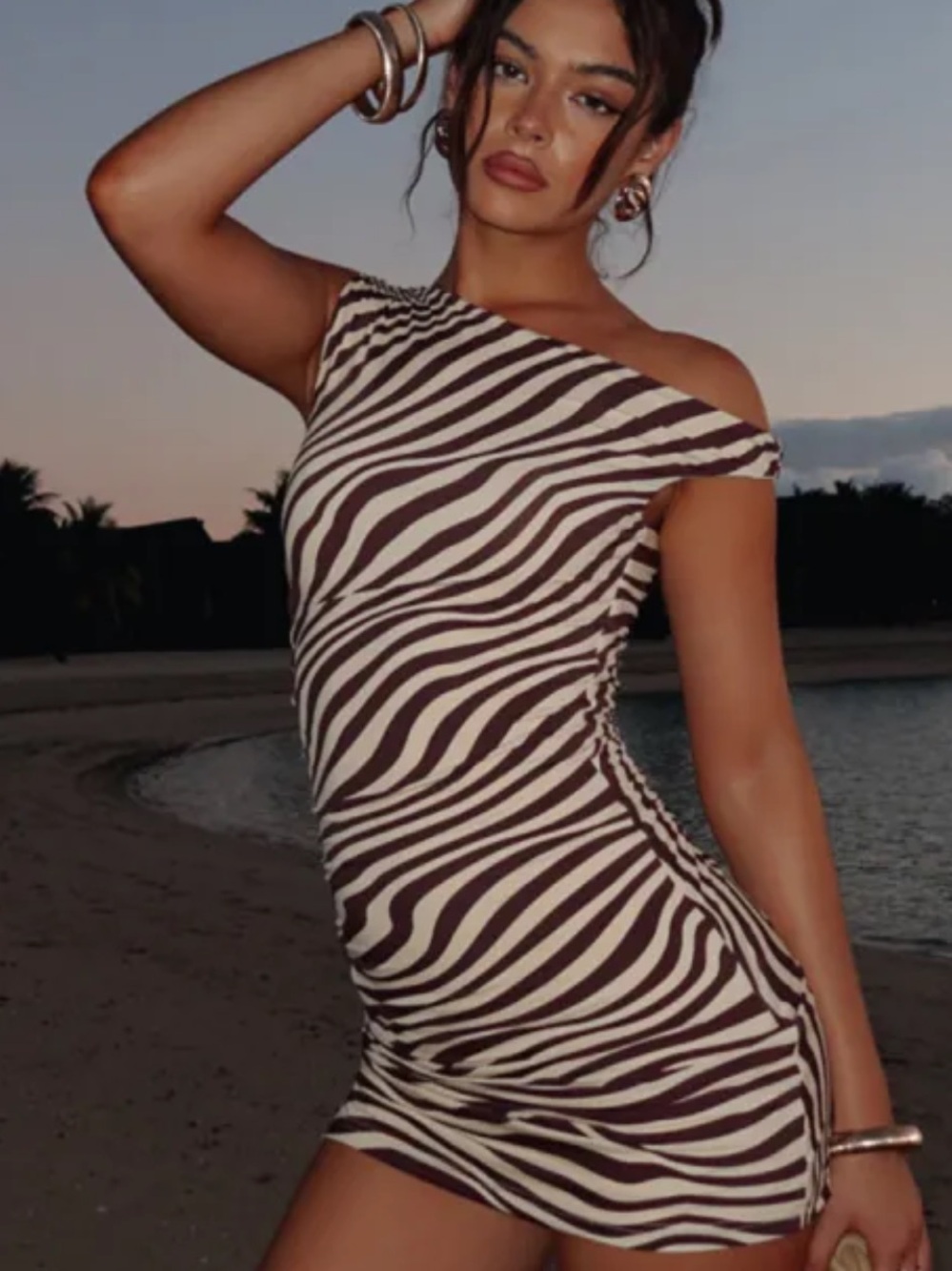 NWT White Fox Boutique Trip Of A Lifetime Mini Dress Caribbean Waves M